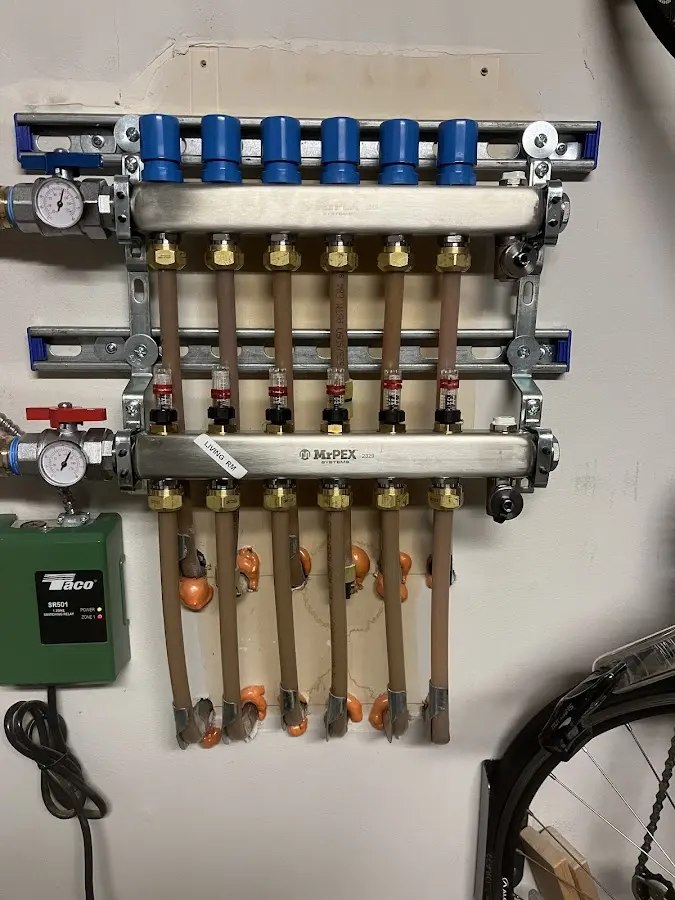 Plumber performing Leak Detection at a residential property in Yakima